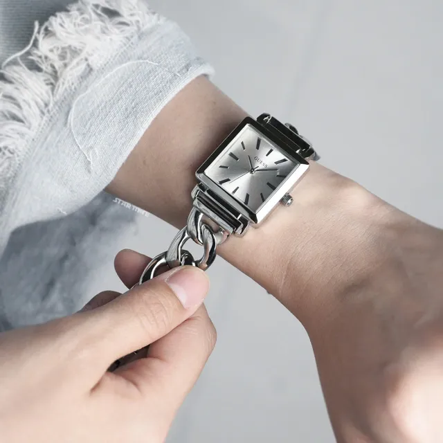 ساعة جيس للنساء W1029L1