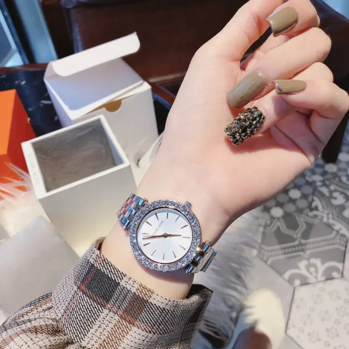 ساعة مايكل كورس للنساء MK4515