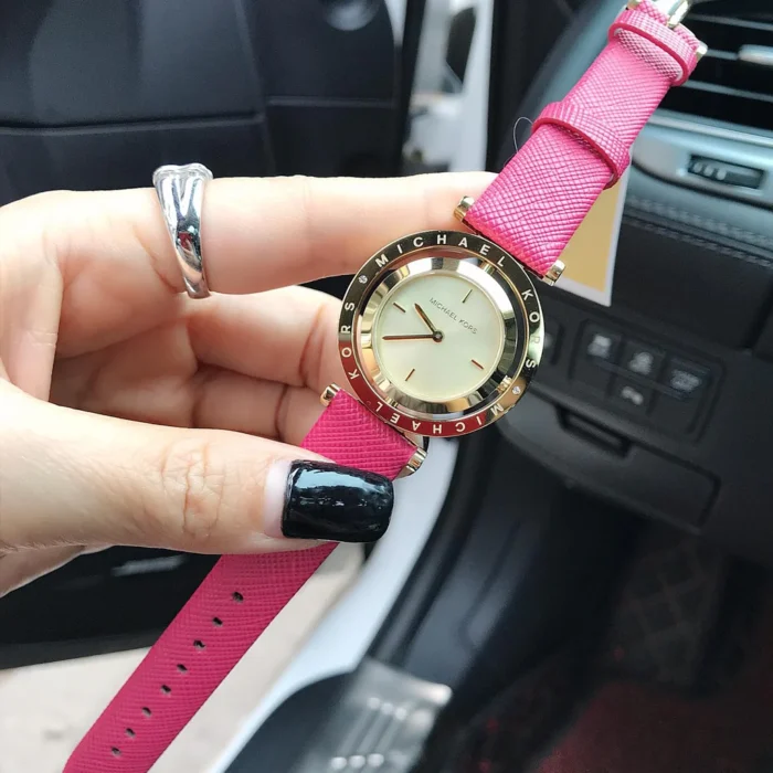 ساعة مايكل كورس للنساء MK2525