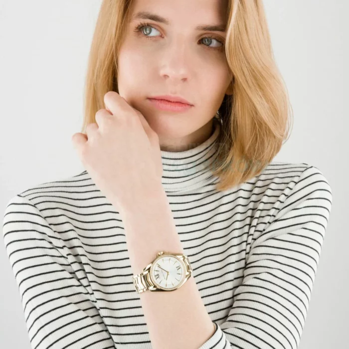 ساعة مايكل كورس للنساء MK6693