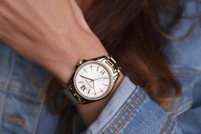 ساعة مايكل كورس للنساء MK6693