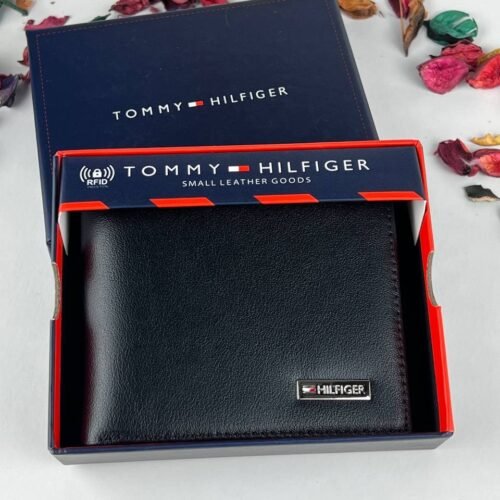 محفظة من تومي هيلفيغر للرجال جلد