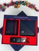 طقم مكون من محفظه وكراته وماداليه تومي هيلفيغر للرجال