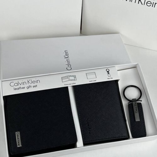 طقم من كالفن كلاين مكون من محفظه ومادليه وكراته رجالي