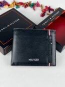 محفظة من تومي هيلفيغر للرجال جلد