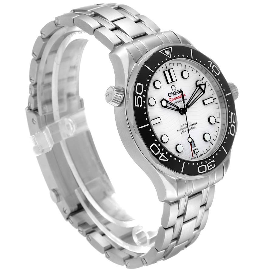 OMEGA Seamaster Diver 300M Co-Axial Master Chronometer 42mm watch - الصورة 4