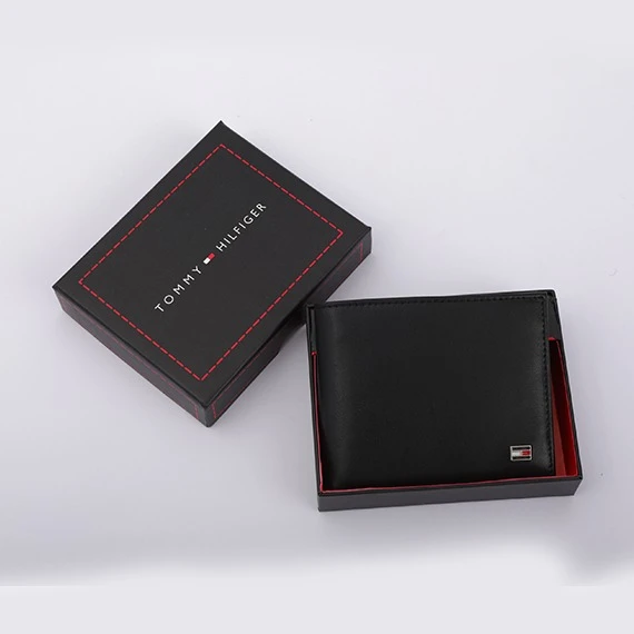 محفظة من تومي هيلفيغر للرجال جلد أسود - الصورة 3